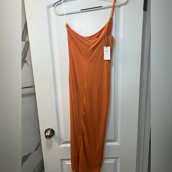 Sexy cut out maxi dress- Perfect for summer/vacation! - Picture 2 of 3